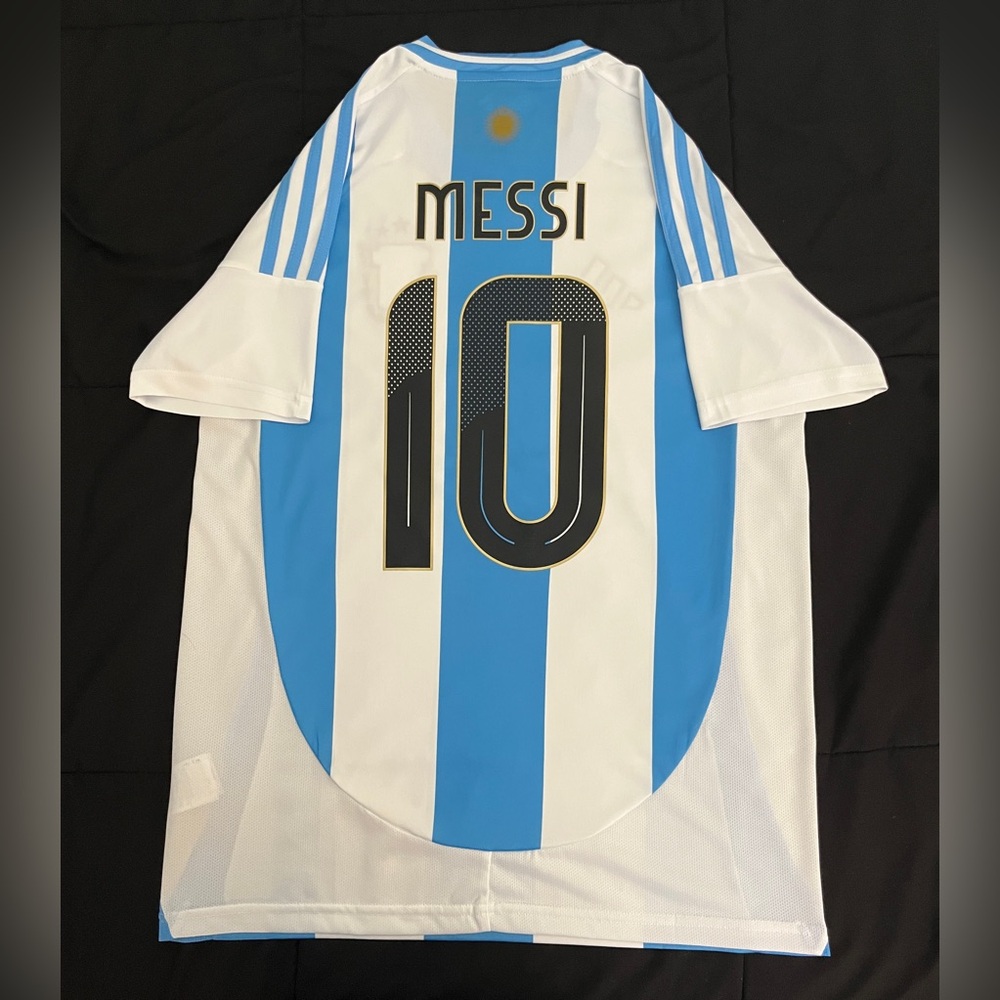 Messi #10 Argentina soccer jersey Copa America 2024